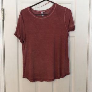 Light red short sleeve shirt